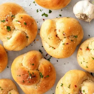 Garlic knots